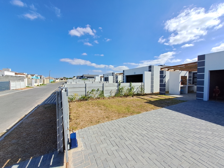 3 Bedroom Property for Sale in Houghton Place Western Cape